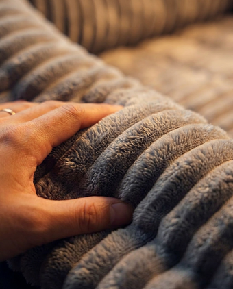 RoadHound Luxe Bed cushion plush texture detail